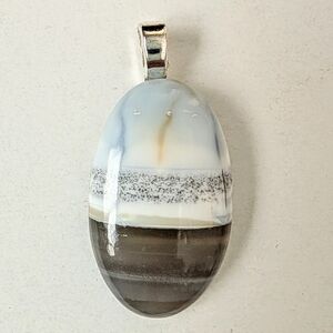 Elegant Owee Opal Multicolor Pendant